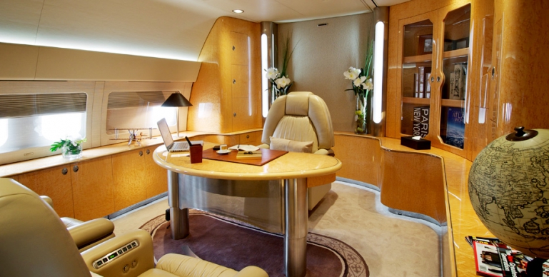 Commercial Aircharter