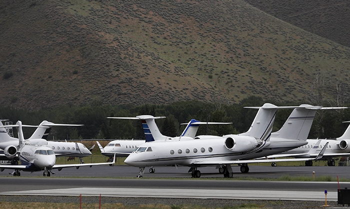 private jet charter