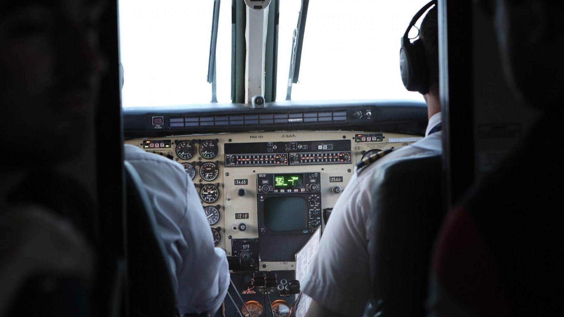 Jefferies Estimates Pilot Shortage at 5,000 Already